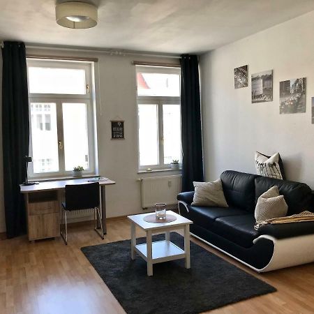 Ferienwohnung Leutzsch Am Leipziger Auenwald Esterno foto
