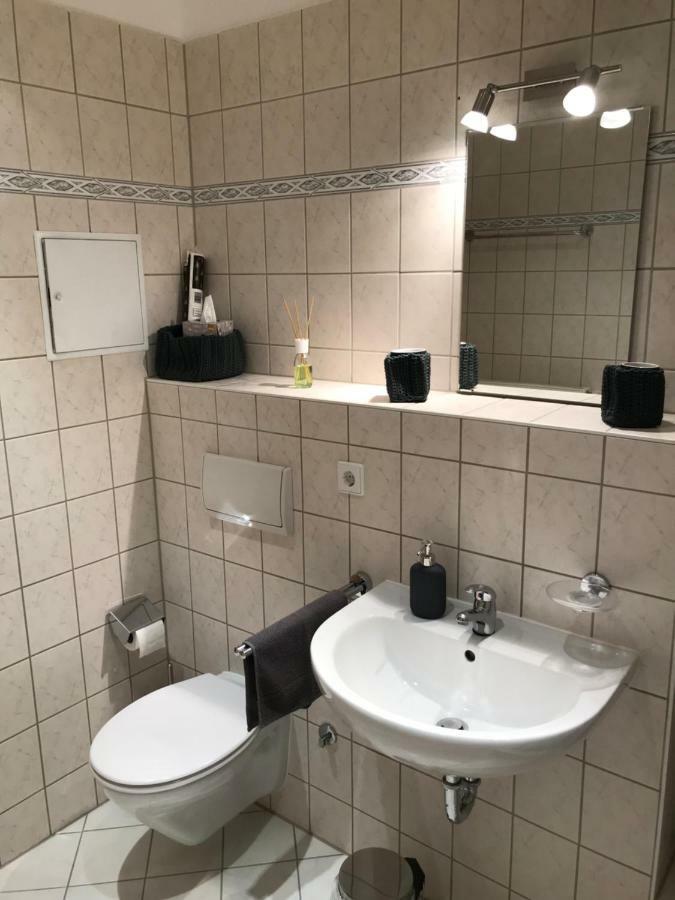 Ferienwohnung Leutzsch Am Leipziger Auenwald Esterno foto